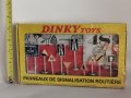 #593 French Dinky Atlas Динки Атлас Road Signs К-кт Пътни Знаци Нови В кутия , снимка 1 - Коли, камиони, мотори, писти - 35230709