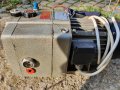 Вакуум помпа rietschle vacuum pumps суха 4m3  0.25 kW ел мотор, снимка 1 - Други машини и части - 30711657