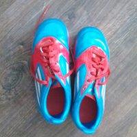 Adidas. Size 30 Uk 11.5 Футболни калеври, снимка 2 - Детски маратонки - 29562100