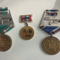 Армейски медали от 1974-1985 год., снимка 2 - Антикварни и старинни предмети - 44254353