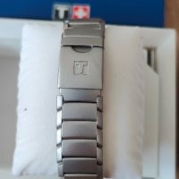 Нов часовник Tissot Sapphire, юбилей 150 години на марката, снимка 3 - Мъжки - 38348969