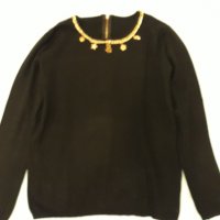 Черна мека блузка фино плетиво със златни орнаменти около деколтето, изчистени предница и гръб,с цип, снимка 4 - Блузи с дълъг ръкав и пуловери - 37456302