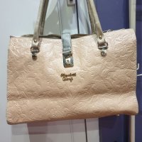 Нова чанта , снимка 1 - Чанти - 34930931