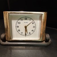 Часовник , снимка 1 - Антикварни и старинни предмети - 29543518