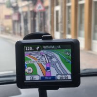 Garmin nuvi 245 top