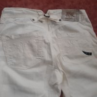 Бял ефектен панталон, снимка 3 - Панталони - 32057748