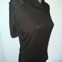 Уникална еластична блуза с поло яка и дълъг декориран ръкав "Martviser" , снимка 1 - Блузи с дълъг ръкав и пуловери - 30584081