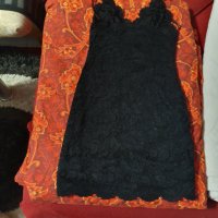 Дамска черна рокля, снимка 2 - Рокли - 34937917