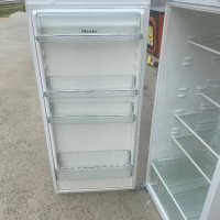 Хладилник  Миеле Miele 122 см, снимка 2 - Хладилници - 42096293