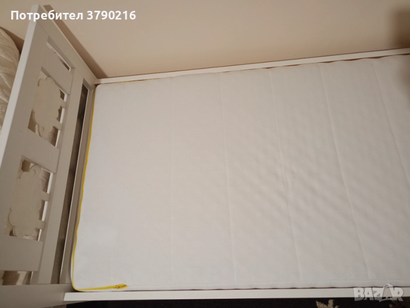 Детско легло Икеа с матрак (мемори)160/70 +протектор, снимка 1