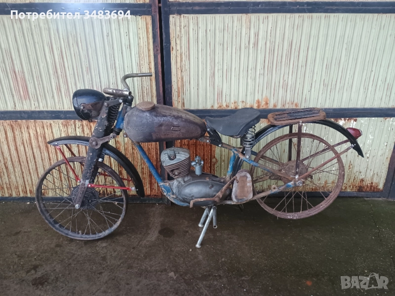 Мотоциклет ретро Москва, снимка 1
