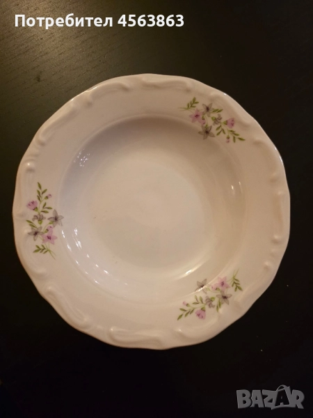 Порцеланови чинии , снимка 1