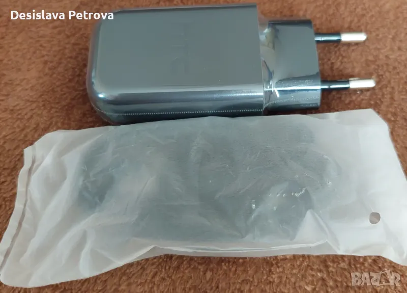 Чисто ново зарядно HTC с 1метър кабел USB  A към micro USB,  2A, снимка 1