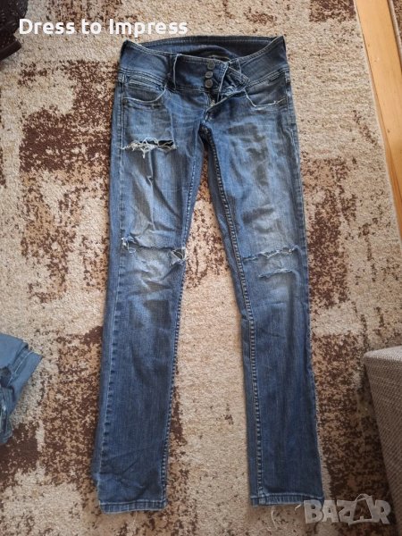 Накъсани Дънки с ниска талия М, снимка 1