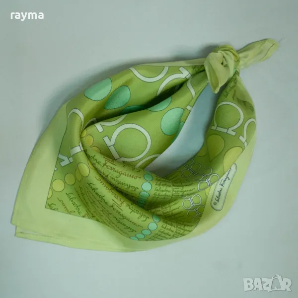 Шал Salvatore Ferragamo естествена коприна принт Gancini, снимка 1