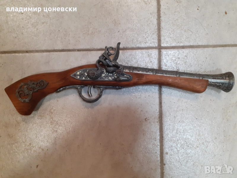 Красив кремъчен пистолет,пищов,оръжие, снимка 1