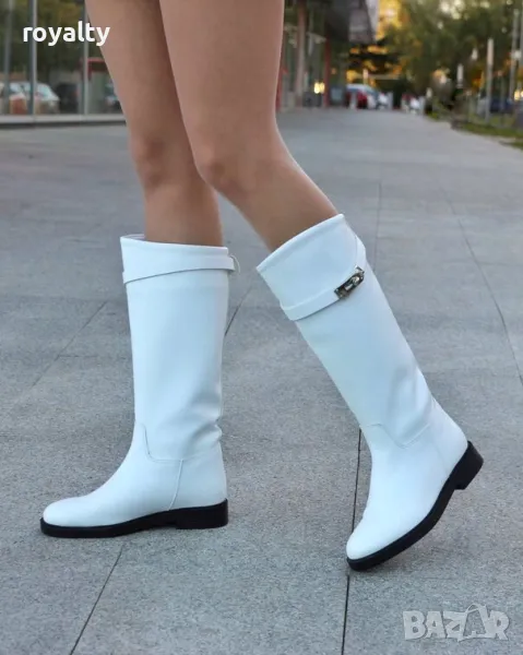 Равни ботуши - бяла кожа с черна подметка, снимка 1