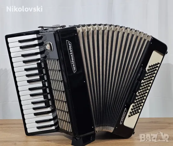 Акордеон Weltmeister Stella , снимка 1