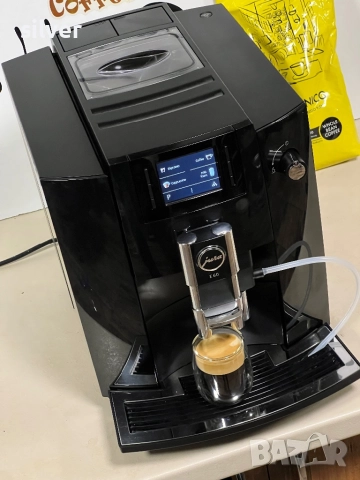 Кафемашина кафе автомат Jura E60 с гаранция, снимка 4 - Кафемашини - 51863690