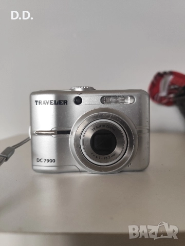 Дигитален фотоапарат Traveler DC7900