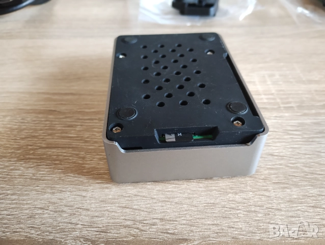 Raspberry Pi 3B+ 1GB Flirc Case 32GB MicroSD, снимка 11 - Работни компютри - 52508736