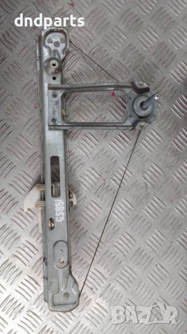 Стъклоповдигач Ford Focus 2004г.(заден десен)