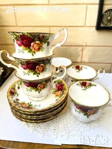 ROYAL ALBERT красив двоен сет от костен порцелан от Англия, снимка 8 - Антикварни и старинни предмети - 52957760