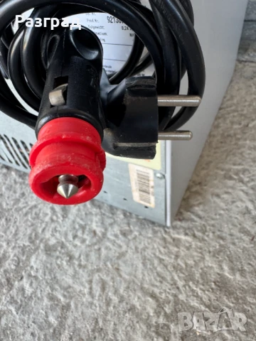 Electrolux-хладилник на газ - 12V - 220V, снимка 8 - Хладилни чанти - 51150144