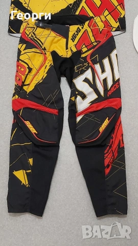 Екип за мотокрос Shot Race Gear L/XL, снимка 3 - Аксесоари и консумативи - 54046410