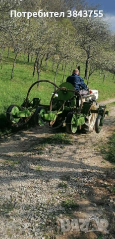 Румънска сеялка за царевица и други пролетници
