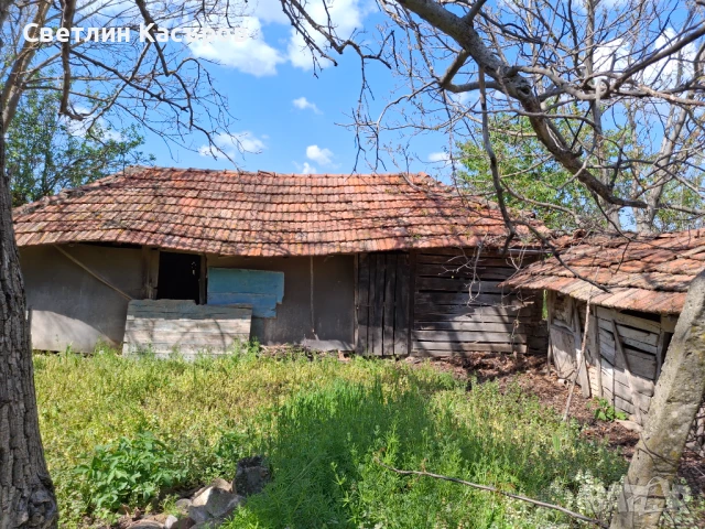 Продавам уютна селска къща в с.Стрелец обл. В.Търново , снимка 4 - Къщи - 50505398