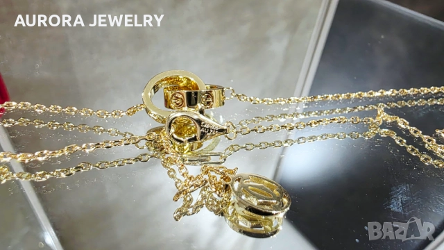 CARTIER Love Gold Pendant Дамско Колие, снимка 5 - Колиета, медальони, синджири - 52972407