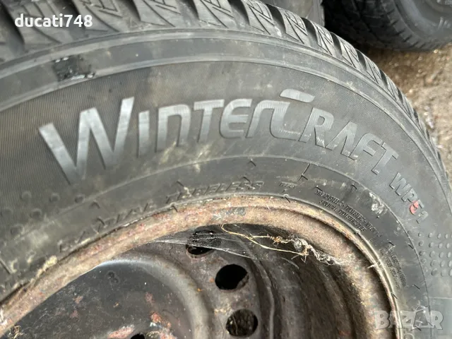 2бр. зимни гуми 215/65/15 Kumho Winter Craft WP51, снимка 7 - Гуми и джанти - 50414955