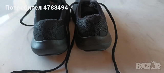 Дамски обувки Under Armour Surge, снимка 6 - Маратонки - 54246651