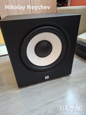 JBL субуфер 
