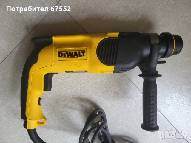 Перфоратор DeWalt D25113. Оригинален в перфектно състояние. 82€ (без коментар)., снимка 2 - Други инструменти - 54005196