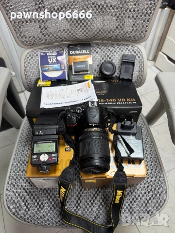 Nikon D3500 комплект 6432 кадъра+ SB-800 светкавица Пълен сет