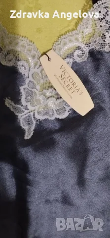 Сатенена нощница Victoria 'S Secret. Оригинална с етикет., снимка 14 - Нощници - 55536625