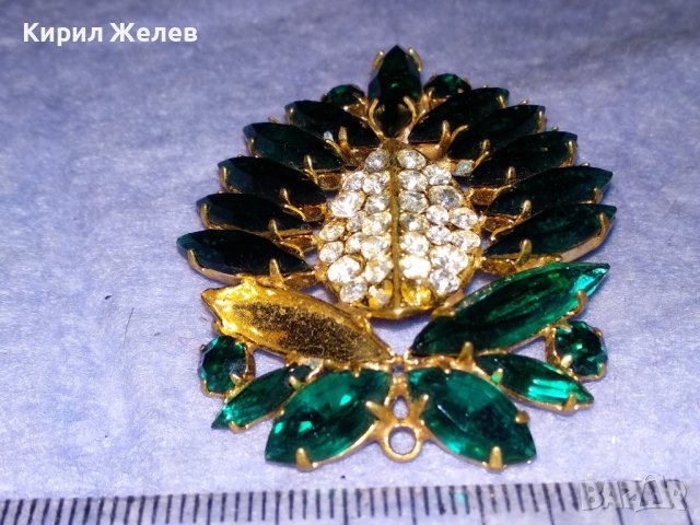 СТАРА ПОЗЛАТЕНА БРОНЗОВА ФЛОРАЛНА РЕТРО БРОШКА с ФАСЕТИРАНИ БЛЕСТЯЩИ КРИСТАЛИ 37018, снимка 11 - Антикварни и старинни предмети - 39942078