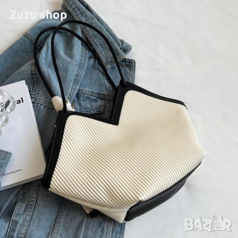 Дамска чанта, снимка 3 - Чанти - 50768390