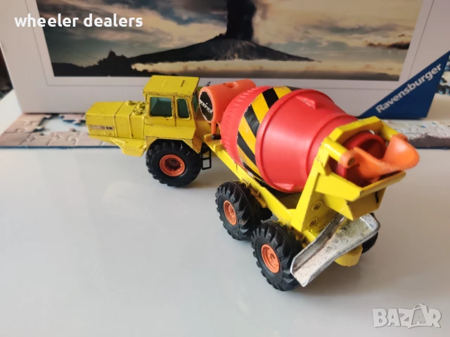 Метална количка Corgi Volvo BM 860 TC Rapier Concrete Mixer, снимка 3 - Колекции - 50835320