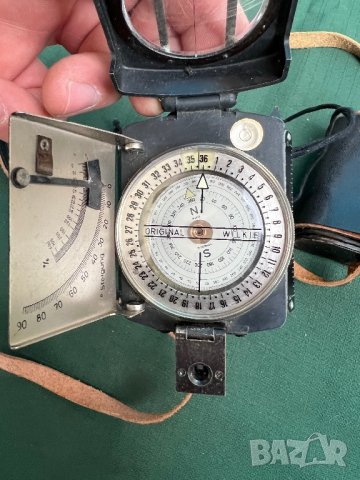 Продавам немски военен компас от войната, снимка 1 - Други ценни предмети - 40207076