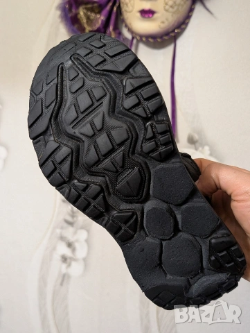 маратонки HOKA One One W Challenger ATR 5 Gore tex номер 37,5-38 водоустойчиви , снимка 5 - Маратонки - 53952313