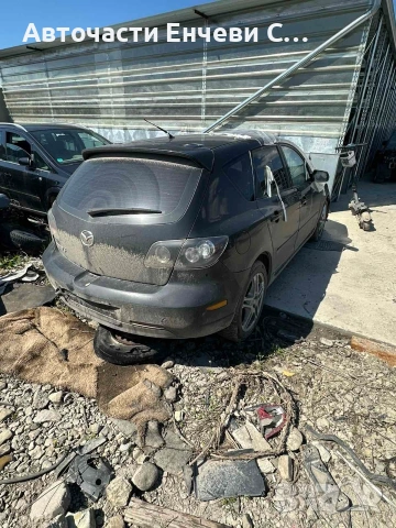 Мазда 3 2006г. 2.0 16V, снимка 4 - Автомобили и джипове - 54299801