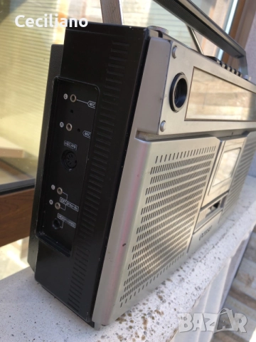 радиокасетофон Sanyo M9922K(Japan), снимка 2 - Радиокасетофони, транзистори - 55996315