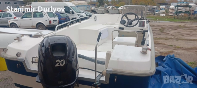 лодка двигател и ремарке без регистрация, снимка 3 - Воден транспорт - 50876166