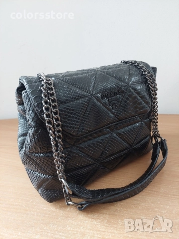 Луксозна Черна чанта P*** код SG59, снимка 3 - Чанти - 52016294