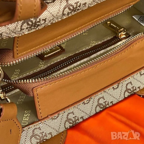 чанти guess, снимка 3 - Чанти - 51419688