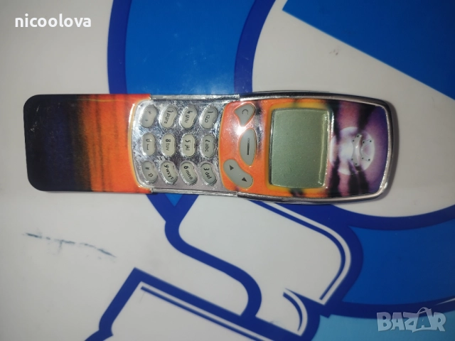 ! От първите - 1999г ! Отлична Nokia 3210 слайд панел, снимка 3 - Nokia - 51562801