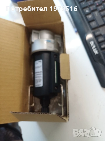 Придава се чисто нов влагоуловител за система под налягане, снимка 2 - Други машини и части - 53883660